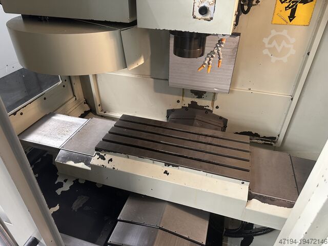 Verticale bewerkingscentrum First MCV 300