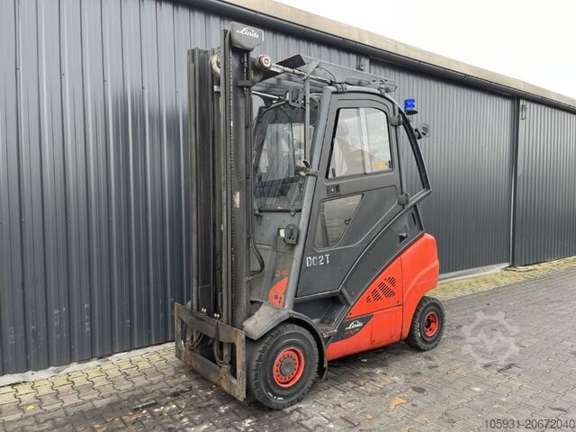Empilhadeira diesel Linde H30D-02