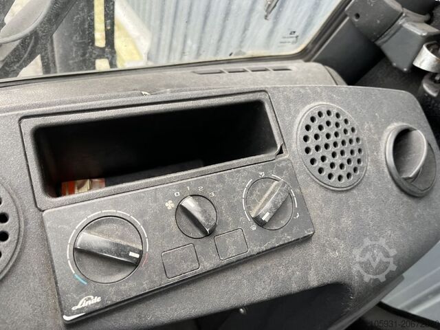 Empilhadeira diesel Linde H30D-02