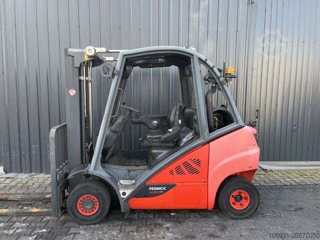 Empilhador de GPL Linde H20T-02/600