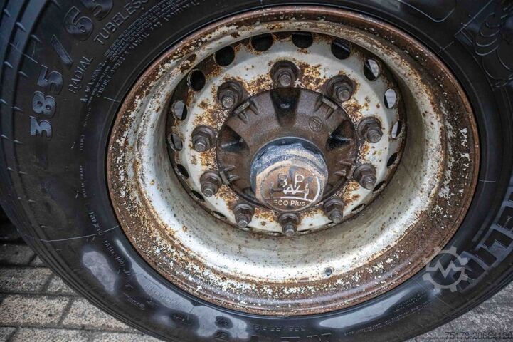 Kamion za otkači ROBUSTE-KAISER KIPPER - HYRD. DEUR-30m3