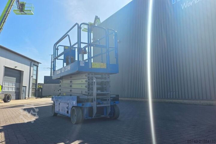 Schaarlift Genie GS3246 Electric, Working Height 11.75 m, 318kg Cap