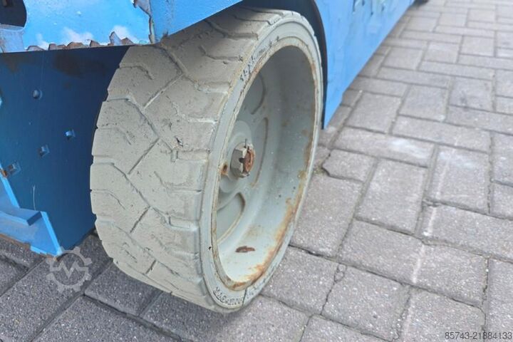 Schaarlift Genie GS3246 Electric, Working Height 11.75 m, 318kg Cap