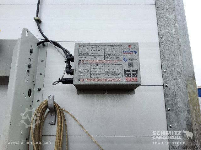 Otevřený návěs s plachtou Schmitz Cargobull Curtainsider Standard Getränke