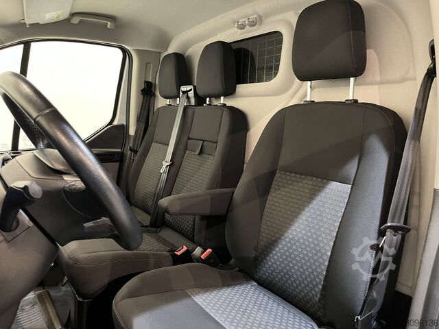 Ford Transit Custom 320 2.0 TDCI L1H1 Trend 130 CV / Euro 6 / Aire acondicionado / Control de crucer Ford Transit Custom 320 2.0 TDCI L1H1 Trend 130 PK /...