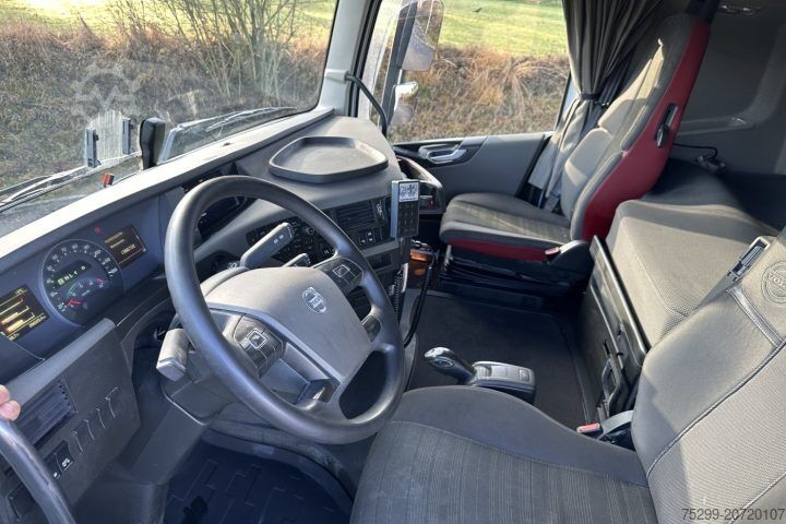 Tipper truck Volvo FH-500 10x4R SWS Moser+Liebherr / Swiss-Vehicle