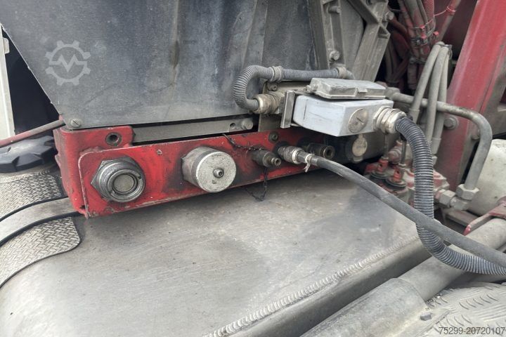 Tipper truck Volvo FH-500 10x4R SWS Moser+Liebherr / Swiss-Vehicle