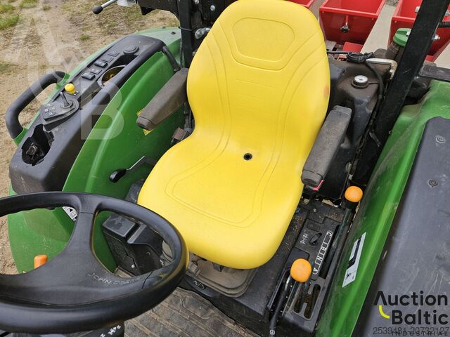 Tractor John Deere 4049 M