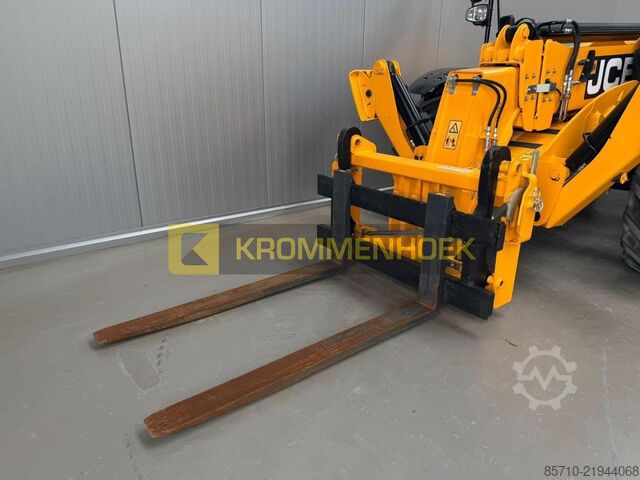 Telehandler JCB 535-125 HiViz