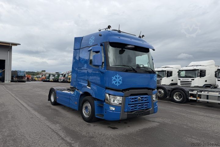 Trattore stradale standard Renault T440 4x2 / Swiss-Vehicle