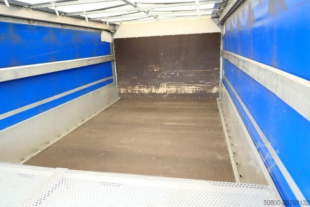 Perdeli panelvan MERCEDES-BENZ 519 CDI Sprinter 6x2, 3-Achser, Schiebeplane
