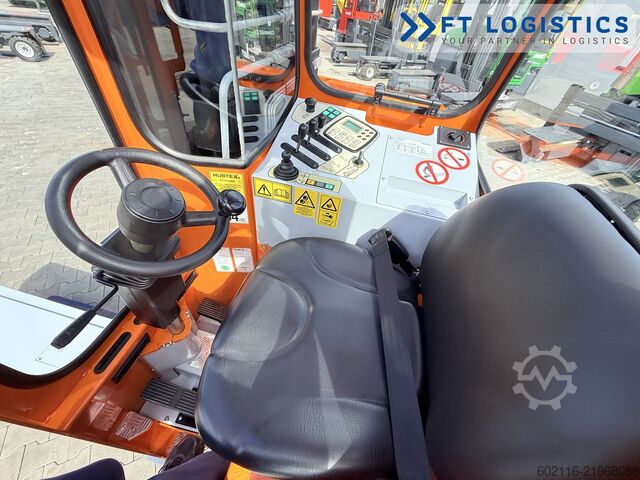 τετραπλής κατεύθυνσης περονοφόρο όχημα Hubtex DQ40D DIESEL TRIPLEX 6500 FREE-LIFT TOP1