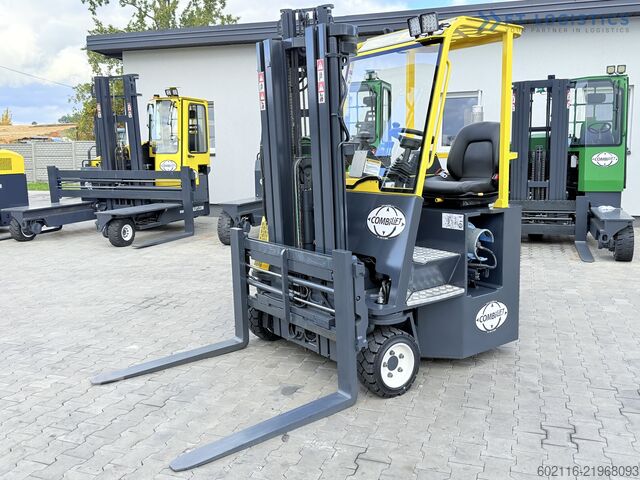 Carretilla retráctil de 4 vías Combilift C3000CB GAS TRIPLEX 4900 POSITIONER TOP1