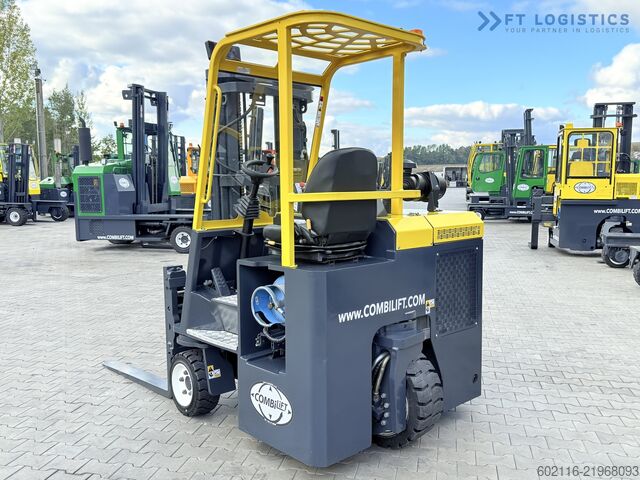 Carretilla retráctil de 4 vías Combilift C3000CB GAS TRIPLEX 4900 POSITIONER TOP1