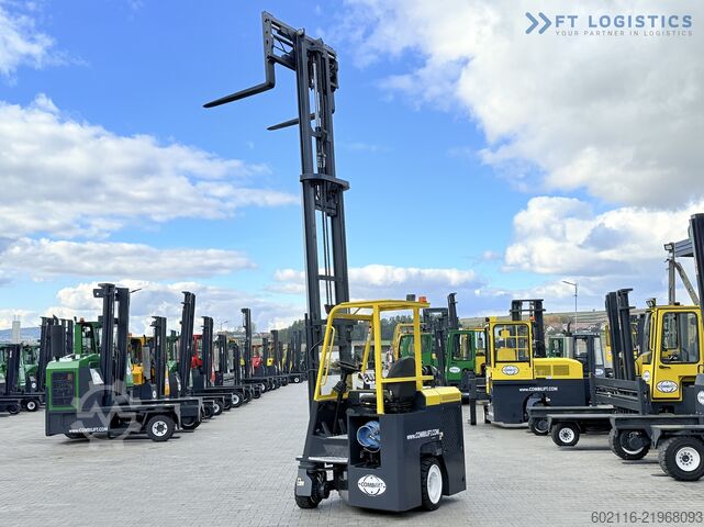 Carretilla retráctil de 4 vías Combilift C3000CB GAS TRIPLEX 4900 POSITIONER TOP1