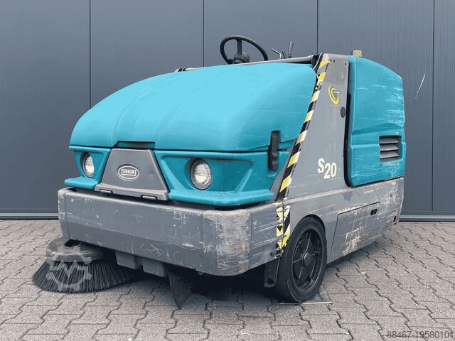 Veegmachine Tennant S20