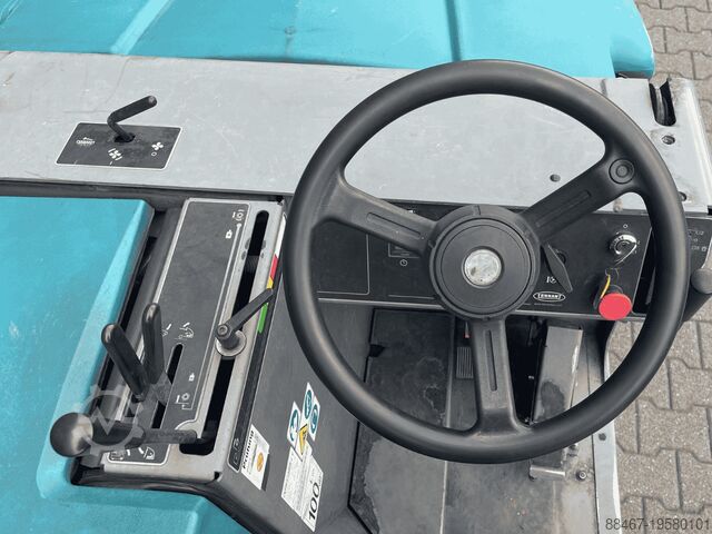 Veegmachine Tennant S20