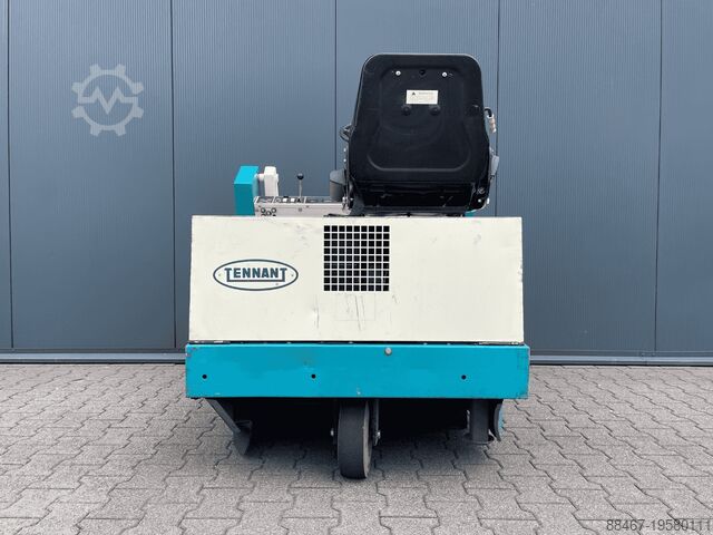 Kehrmaschine Tennant 215 E