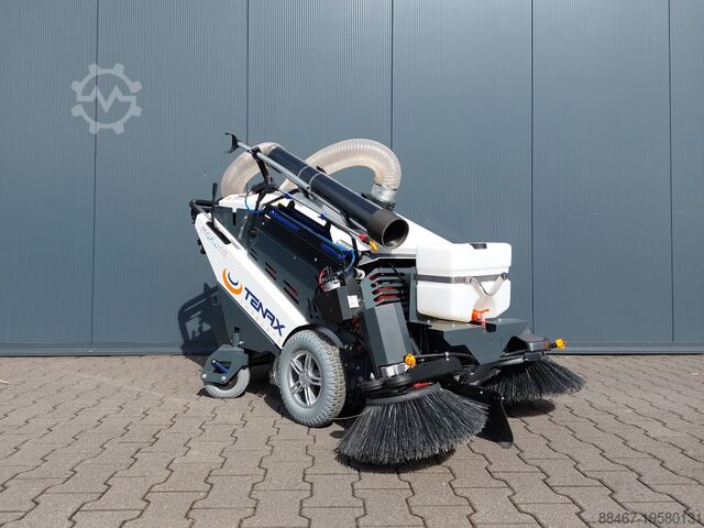 Straatveegmachine Tenax MaxWind