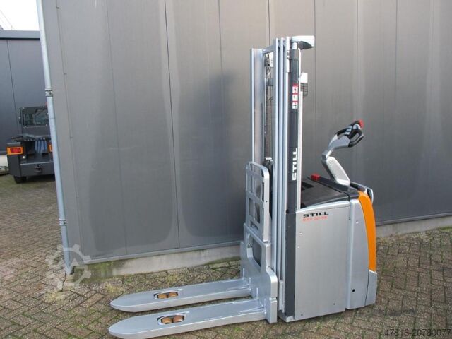 High lifting pallet truck STILL EXV SF20
