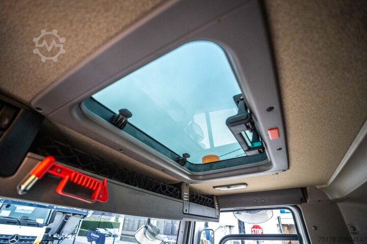 Fuel tanker DAF CF 75 360 +ALU MAGYAR 13.500L /4COMP + INTARDER