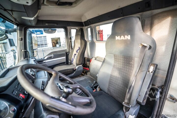 Standard tractor MAN TGS 33.440 BLS+ Big Axles+Manual+HYDR.