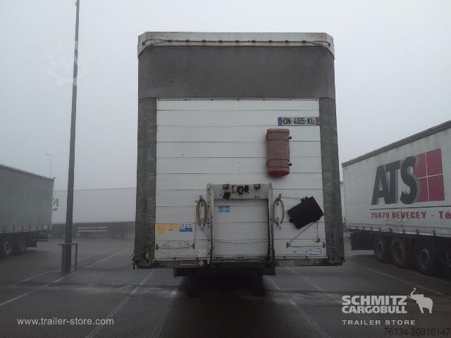 Nyitott ponyvás félpótkocsi Schmitz Cargobull Semitrailer Curtainsider Standard