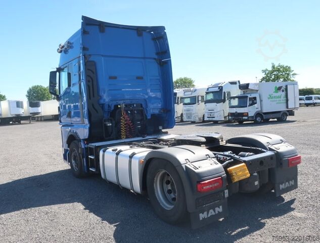 Τυπική μονάδα τράκτορα MAN 18.510 BLS TGX Intarder GX Kabine Standklima Navi