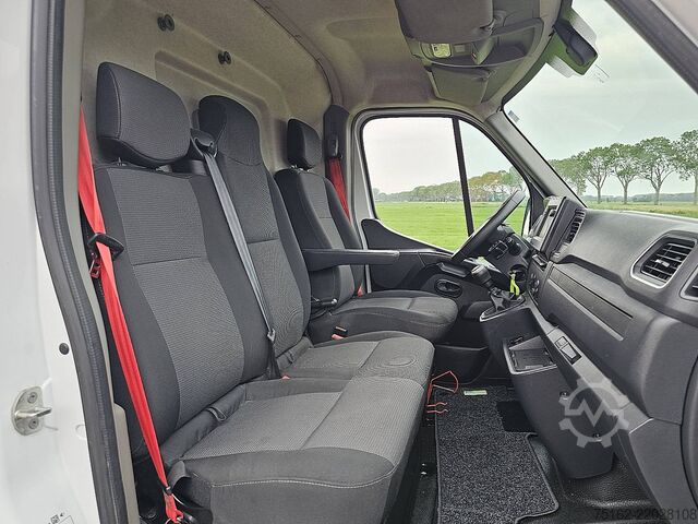 Στέισον βάγκον με ψηλή οροφή RENAULT MASTER 2.3 L4H2 Navi AC Euro6!