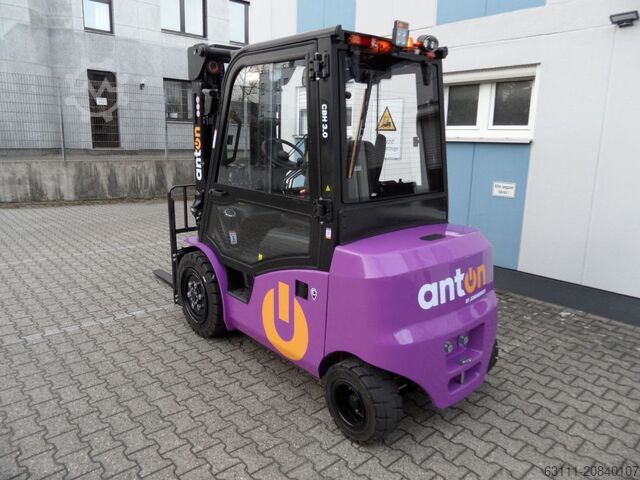Electric 4-wheel forklift Jungheinrich anton CBH 3.0 - Triplex - Kabine - NEU!