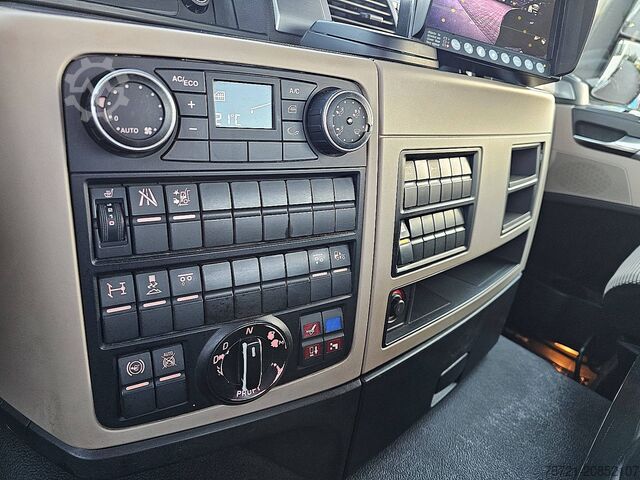 Portal arm system M.A.N. 26.420 TGS MEILLER AK 16 NT