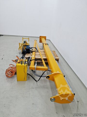 Grúa giratoria de columna Terex MHPS GmbH Typ KBK
