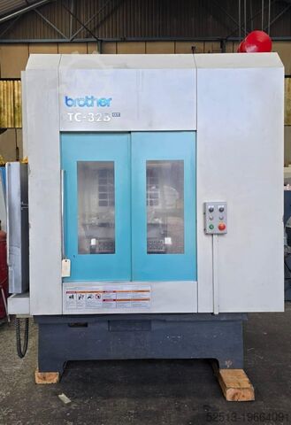 Vertikalna maљinske centar Brother TC-32 BQT