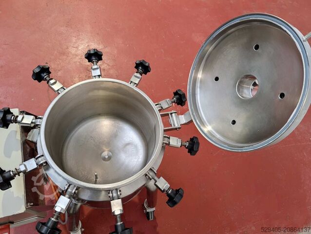 45 L mobile melter - -