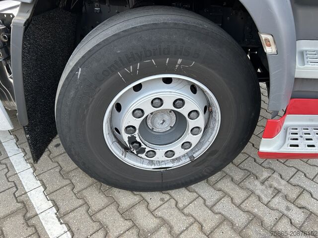 Standard tractor DAF CF 410 FT Space Cab / 818 dkm / Euro 6D / NL Truck