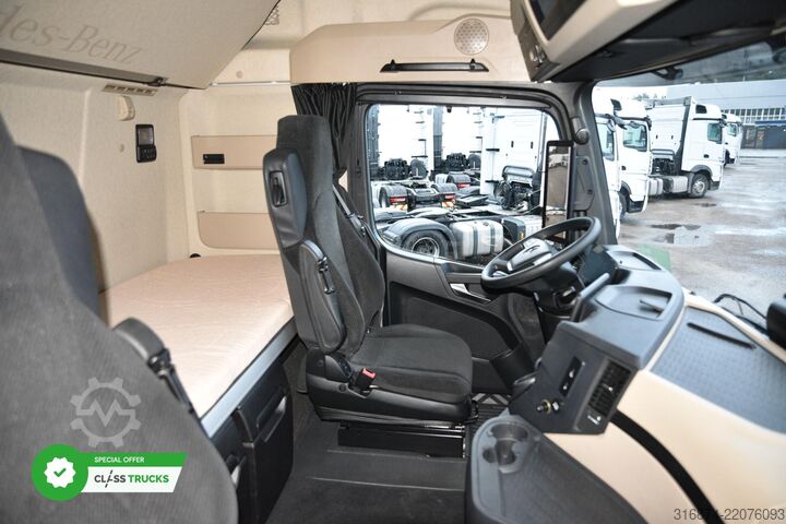Standardowy ciągnik siodłowy MERCEDES-BENZ Actros 5 1845 BigSpace MirroCam