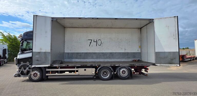 Valiză Scania R580 V8 NGS Highline 6x2*4 - Retarder - Custom ...