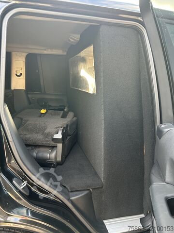 κλειστό βαν Land Rover Range Rover Vogue TD V8 / Leder / APK TUV 05-26