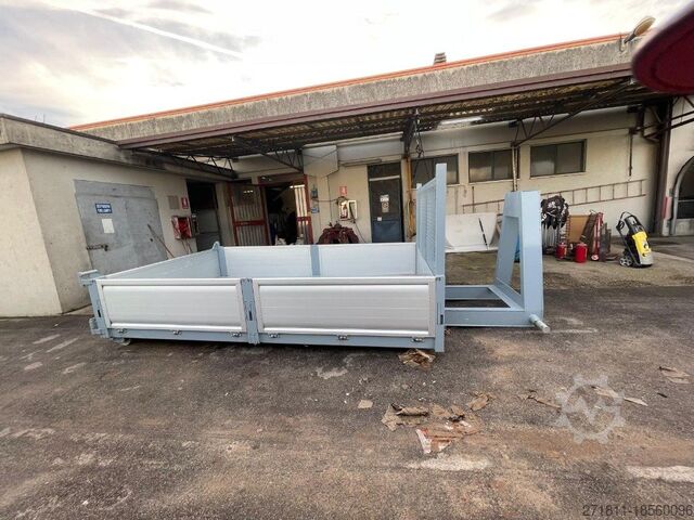 Container cu cârlig CONTAINER SCARRABILE NUOVO A PIANALE CON SPONDE