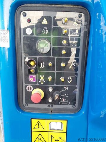 Plataforma de trabajo telescópica articulada JLG E400AJPN
