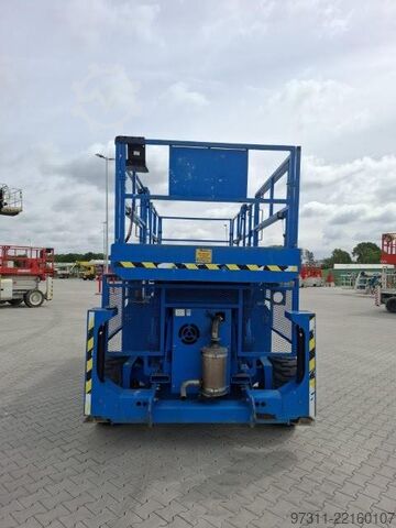 Schaarlift Genie GS-4390 RT