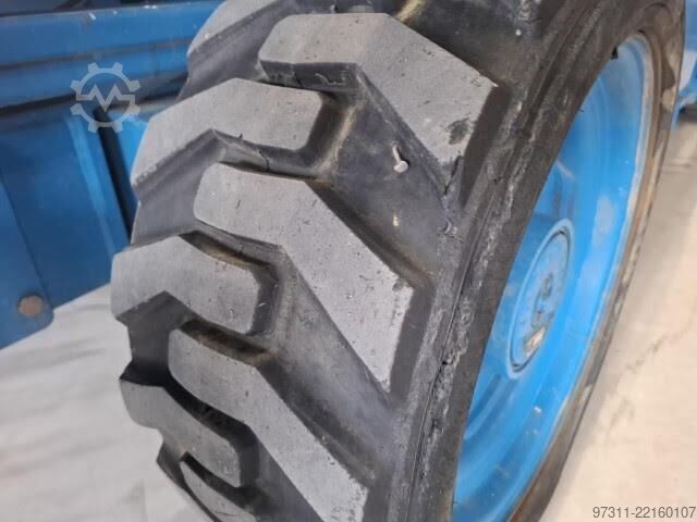 Ascensore a forbice Genie GS-4390 RT