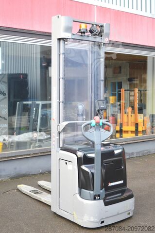 Ruční vysokozdvižný vozík Jungheinrich EJC 216