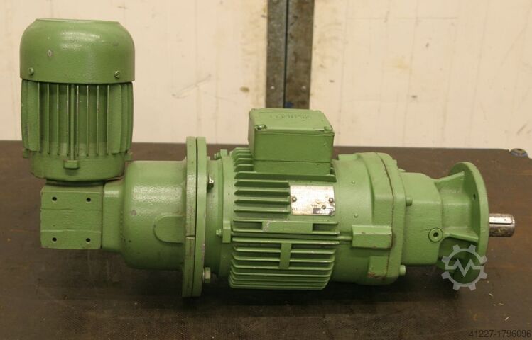 Motor 0,16/3 kW 7,1/320 rpm Flender ZF20-090SP/2U