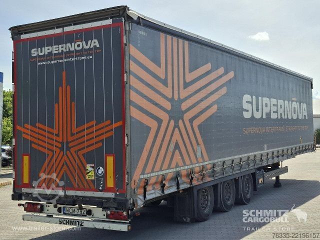 Öppen semitrailer med kapell Schmitz Cargobull Curtainsider Mega