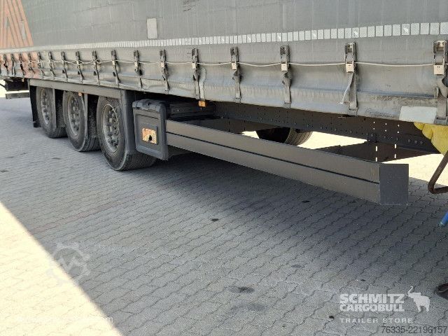 Öppen semitrailer med kapell Schmitz Cargobull Curtainsider Mega