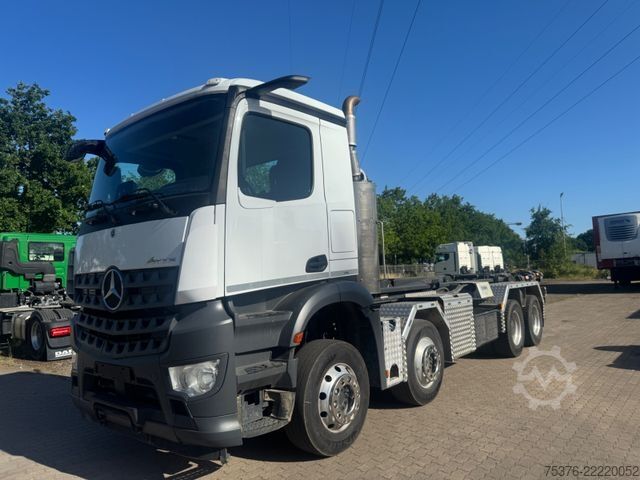 Kampós konténerszállító teherautó MERCEDES-BENZ AROCS 8x4/4 MOBAS Abrollkipper RETARDER