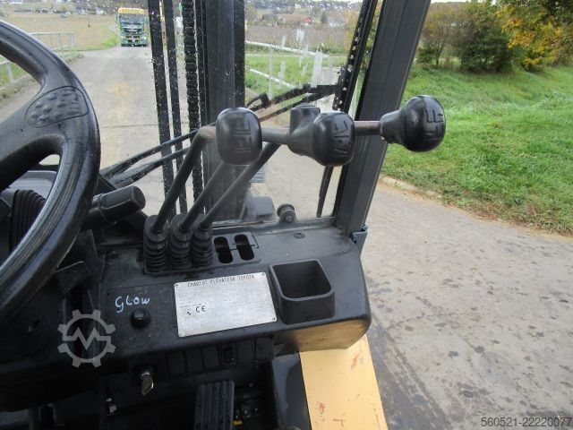 Diesel truckar Toyota 62-7FDF25 - Duplex-Freisicht 4,20m + Seitenschiebe