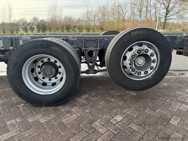  DAF CF 440 6 x 2 Naloopas -  stuuras