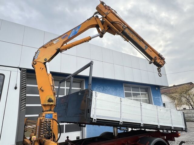 Driezijdige kipper met kraan Iveco Eurocargo 120e18